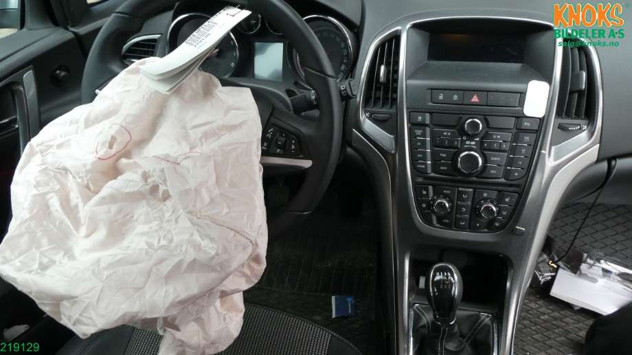 Opel Astra J 2010-2015 , Motorkode: A14NEL, Girkassekode: MZ4