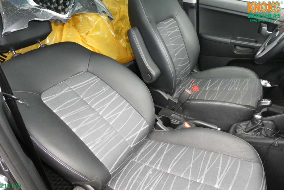 Kia Venga 2010-2017 , Motorkode: D4FC, Girkassekode: 7