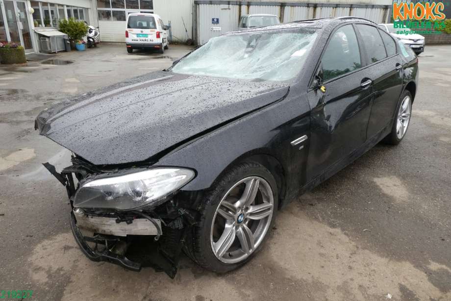 BMW 5-Serie 2010-2017 (F10/F11) (F10/F11), Motorkode: N47-D20C, Girkassekode: GA8HP45Z