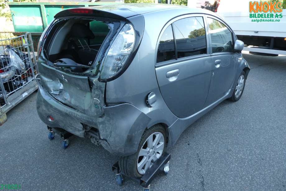Mitsubishi i-MiEV 2010-->> , Motorkode: Y4F1, Girkassekode: 