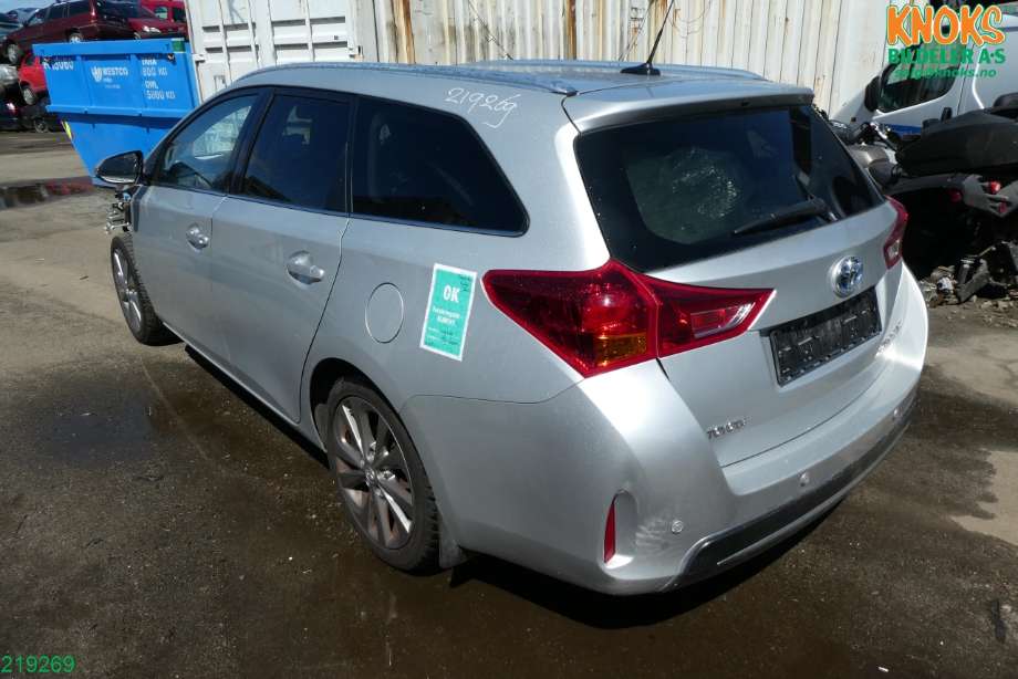 Toyota Auris 2013-2015 (Type II, Fase 1) , Motorkode: 2ZR-FXE, Girkassekode: 