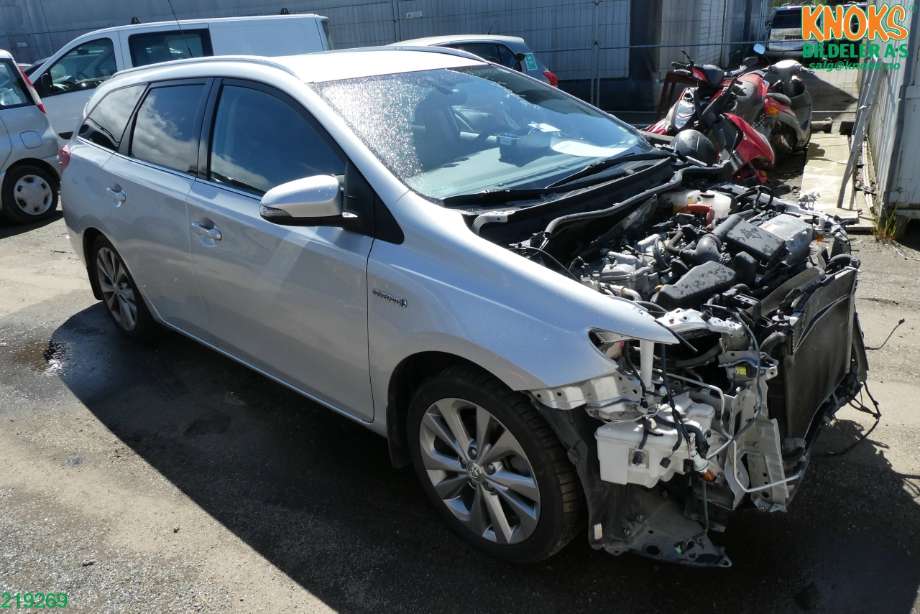 Toyota Auris 2013-2015 (Type II, Fase 1) , Motorkode: 2ZR-FXE, Girkassekode: 