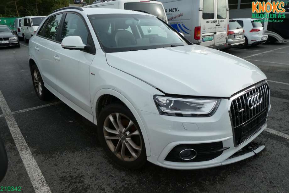 Audi Q3 2011-2014 (Type I, Fase 1) , Motorkode: CFFB, Girkassekode: NZS