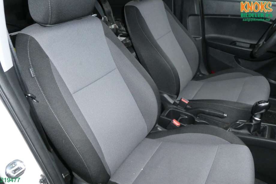 Hyundai i20 2015-2020 (Type II) , Motorkode: G3LC, Girkassekode: J