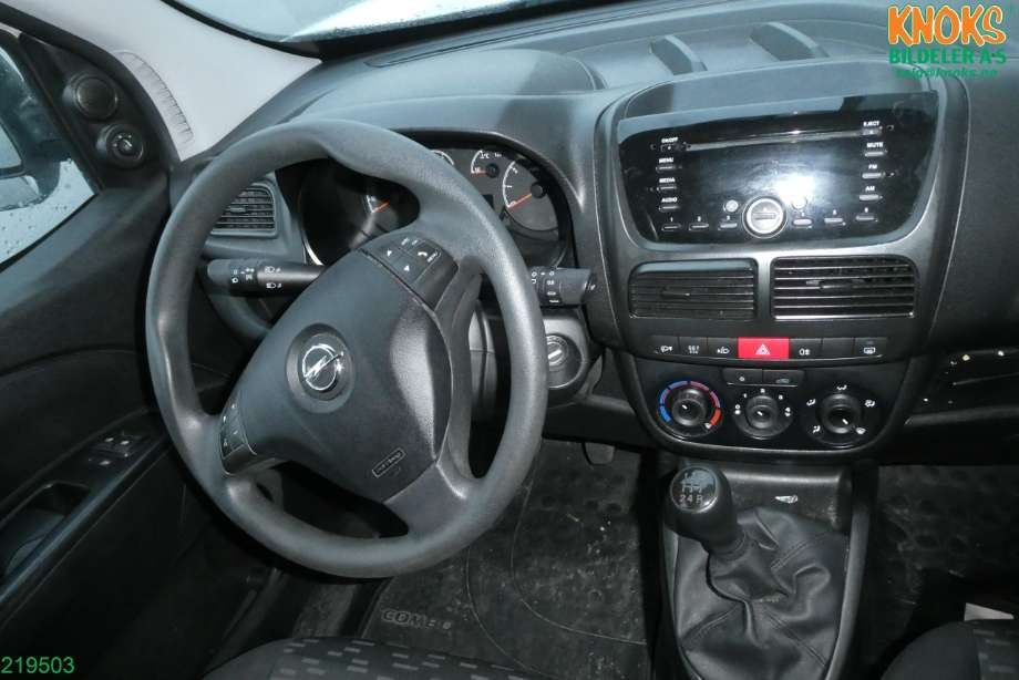 Opel Combo D 2012-2018 , Motorkode: A13FD, Girkassekode: MML