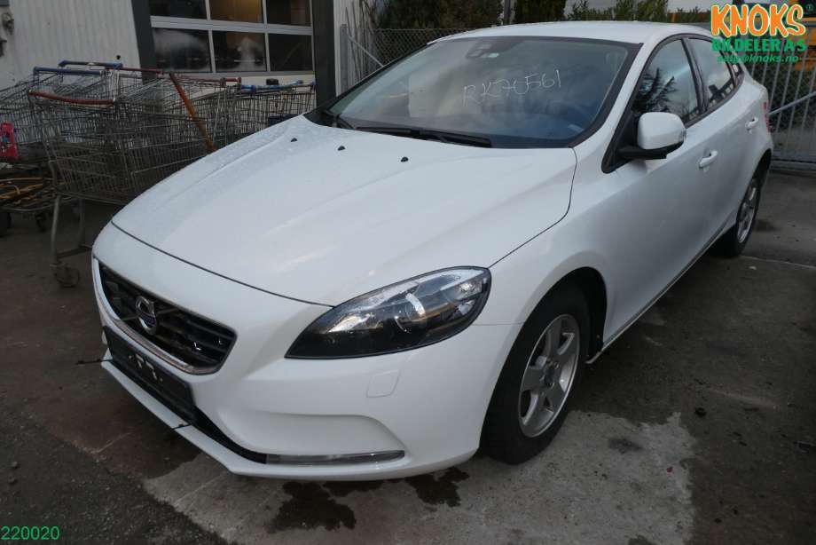 Volvo V40 2012-2019 , Motorkode: D4162T, Girkassekode: 