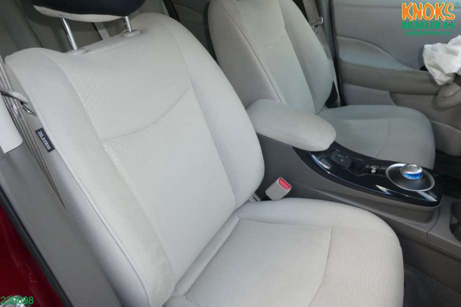 Nissan Leaf 2011-2017 (Type I) , Motorkode: EM61, Girkassekode: