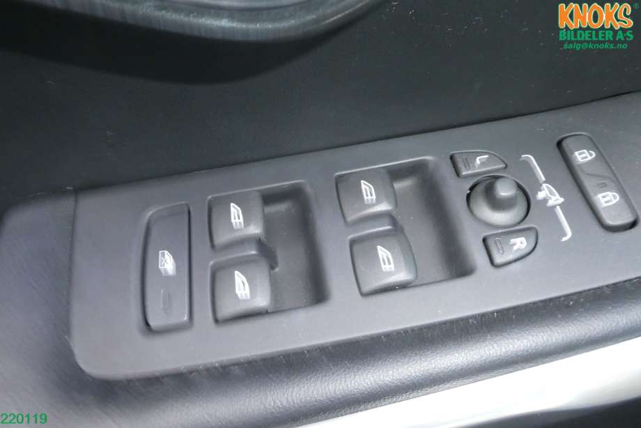 Volvo V40 2012-2019 , Motorkode: D4204T8, Girkassekode: 
