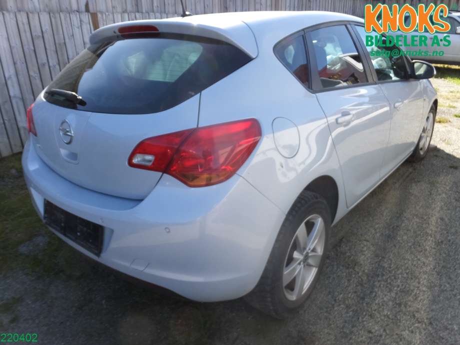 Opel Astra J 2010-2015 , Motorkode: A14XER, Girkassekode: M26