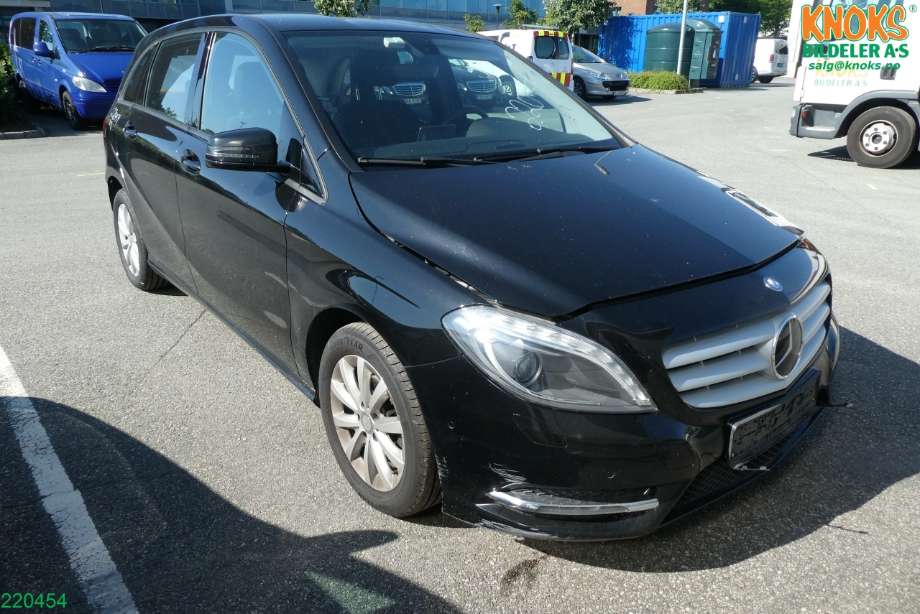 Mercedes B-Klasse 2011-2018 (W246) (W246), Motorkode: M270.910, Girkassekode: 724.002