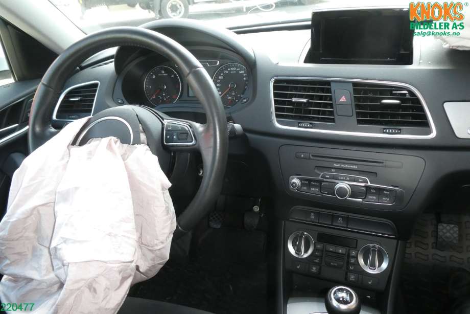 Audi Q3 2011-2014 (Type I, Fase 1) , Motorkode: CFFB, Girkassekode: MKH