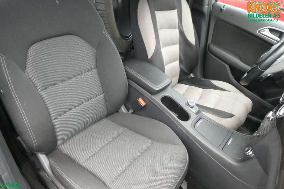 Mercedes B-Klasse 2011-2018 (W246) (W246), Motorkode: M270.910, Girkassekode: 724.002