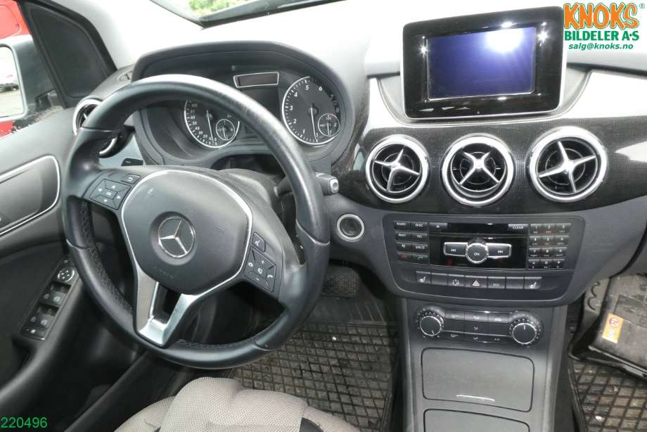 Mercedes B-Klasse 2011-2018 (W246) (W246), Motorkode: M270.910, Girkassekode: 724.002