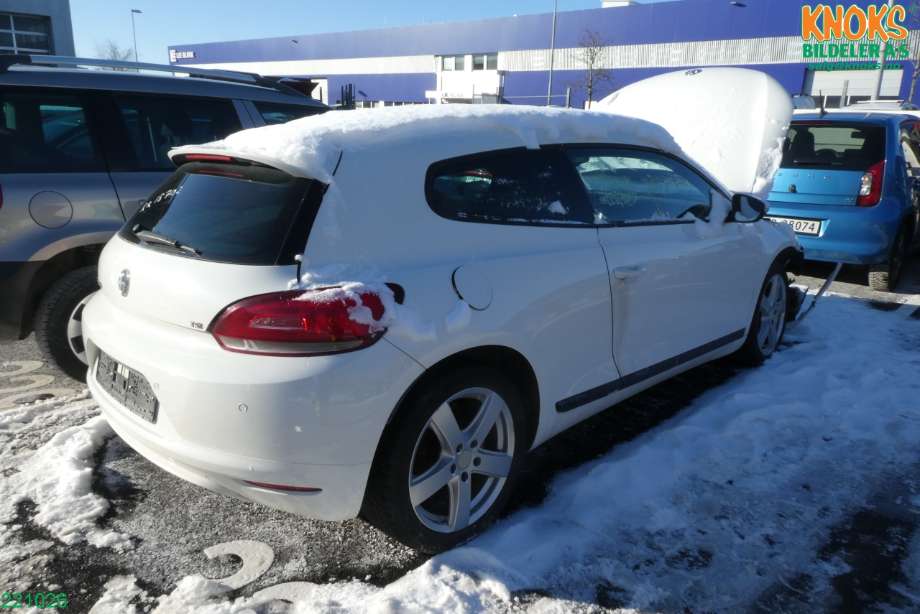 VW Scirocco 2008-2013 , Motorkode: CAVD;CTHD, Girkassekode: 