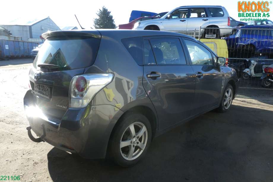 Toyota Verso 2009-2016 (Type III) , Motorkode: 1AD-FTV, Girkassekode: 