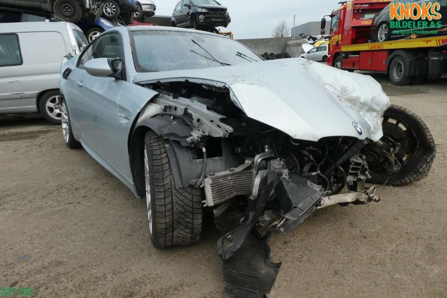 BMW 3-Serie 2005-2011 (E90/E91/E92/E93) (E90/E91/E92/E93), Motorkode: S65-B40A, Girkassekode: