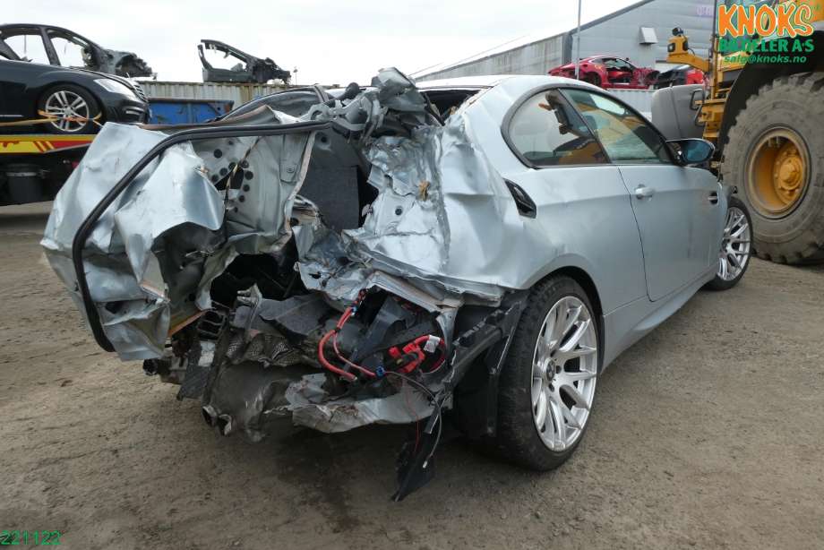BMW 3-Serie 2005-2011 (E90/E91/E92/E93) (E90/E91/E92/E93), Motorkode: S65-B40A, Girkassekode:
