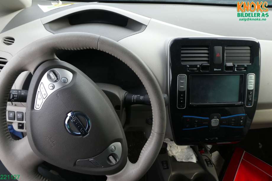 Nissan Leaf 2011-2017 (Type I) , Motorkode: EM61, Girkassekode: 