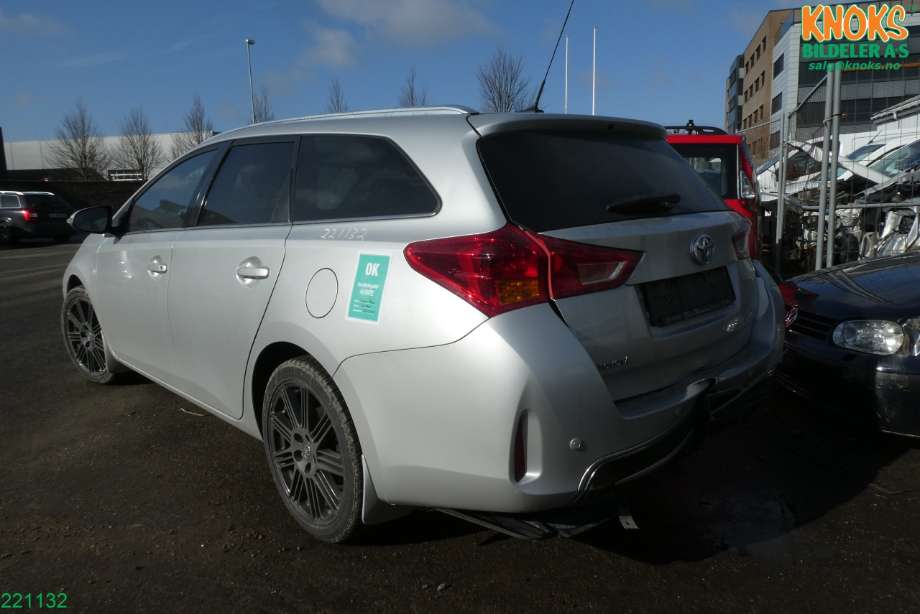 Toyota Auris 2013-2015 (Type II, Fase 1) , Motorkode: 1AD-FTV, Girkassekode: