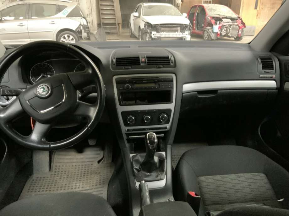 Škoda Octavia 2009-2013 (Type II, Fase 2) , Motorkode: CAYC, Girkassekode: