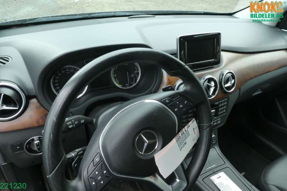 Mercedes B-Klasse 2011-2018 (W246) (W246), Motorkode: EM0004, Girkassekode: 