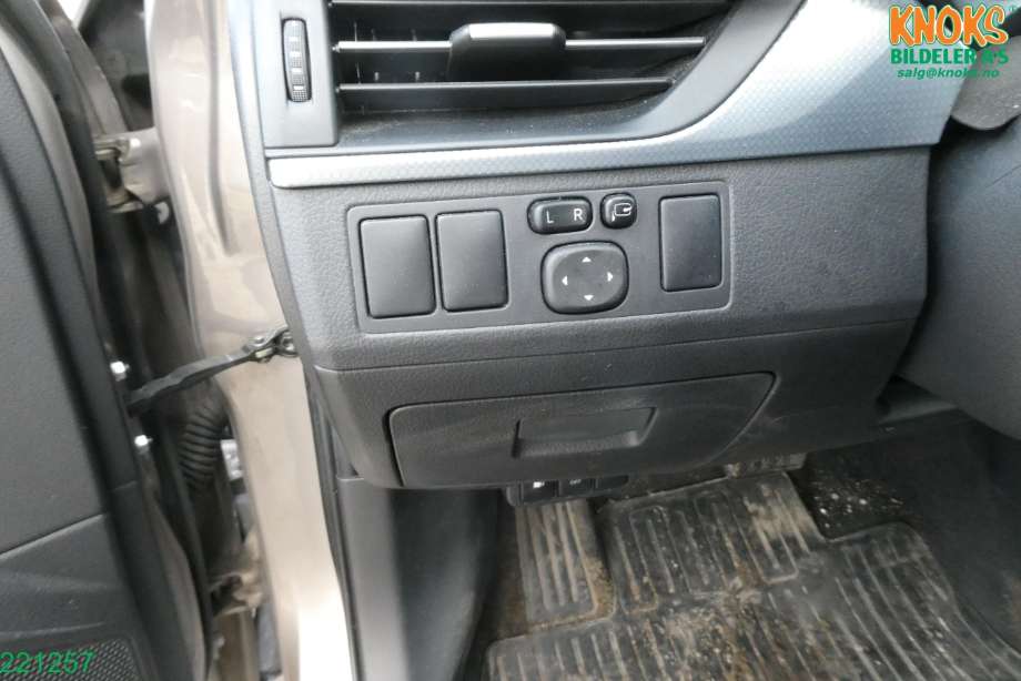 Toyota Avensis 2015-2019 (Type III, Fase 2) , Motorkode: 2ZR-FAE, Girkassekode: