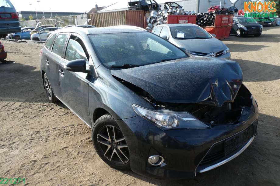 Toyota Auris 2013-2015 (Type II, Fase 1) , Motorkode: 1ZR-FAE, Girkassekode: 