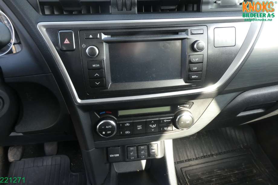Toyota Auris 2013-2015 (Type II, Fase 1) , Motorkode: 1ZR-FAE, Girkassekode: 