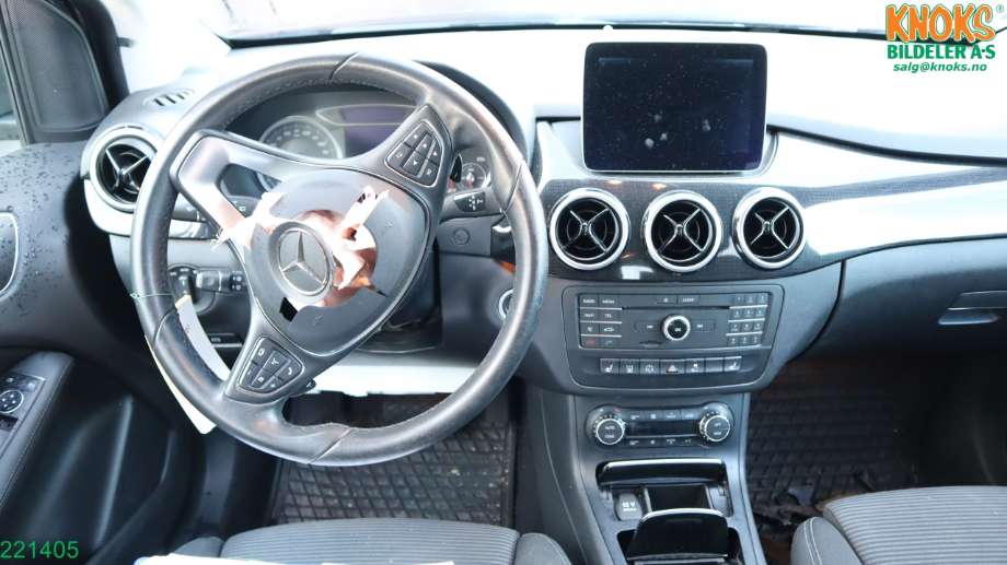 Mercedes B-Klasse 2011-2018 (W246) (W246), Motorkode: EM0004, Girkassekode:
