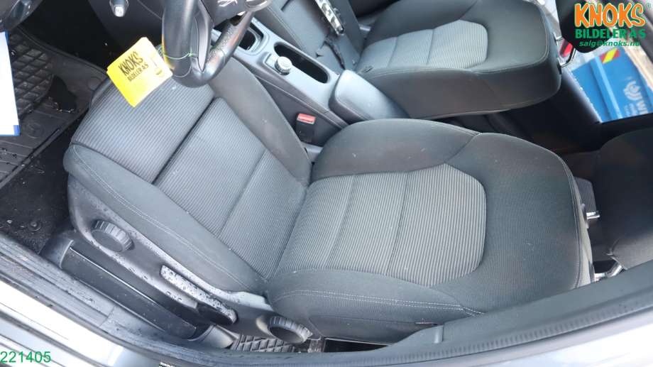 Mercedes B-Klasse 2011-2018 (W246) (W246), Motorkode: EM0004, Girkassekode: