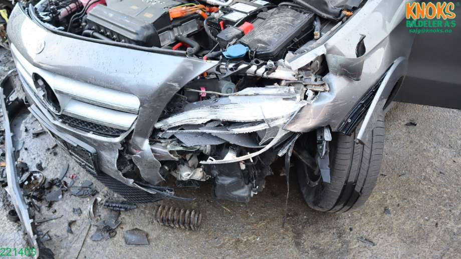 Mercedes B-Klasse 2011-2018 (W246) (W246), Motorkode: EM0004, Girkassekode: