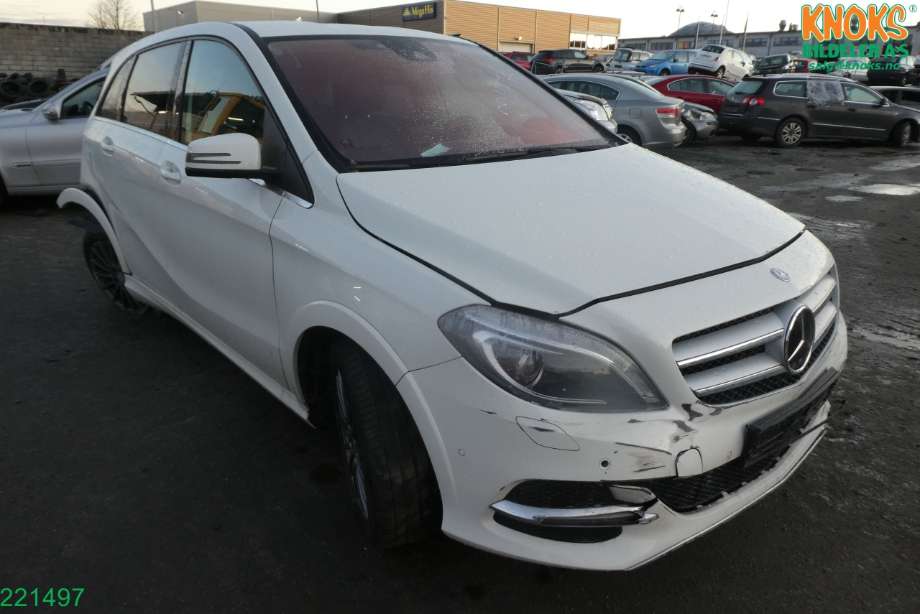 Mercedes B-Klasse 2011-2018 (W246) (W246), Motorkode: EM0004, Girkassekode: 