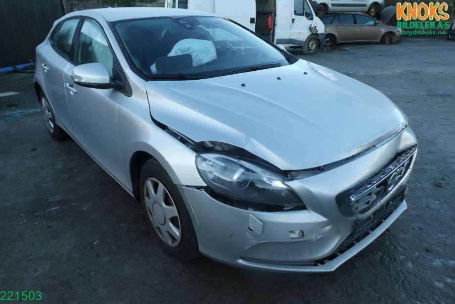 Volvo V40 2012-2019 , Motorkode: D4162T, Girkassekode: