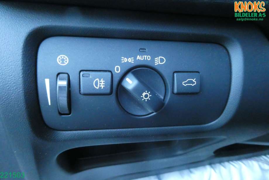 Volvo V40 2012-2019 , Motorkode: D4162T, Girkassekode: