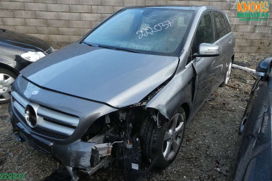 Mercedes B-Klasse 2011-2018 (W246) (W246), Motorkode: M270.910, Girkassekode: 724.002