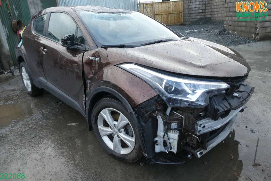 Toyota C-HR 2016-->> , Motorkode: 2ZR-FXE, Girkassekode: P610