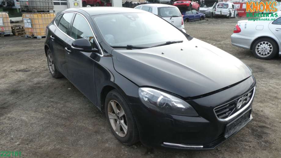 Volvo V40 2012-2019 , Motorkode: D4162T, Girkassekode: