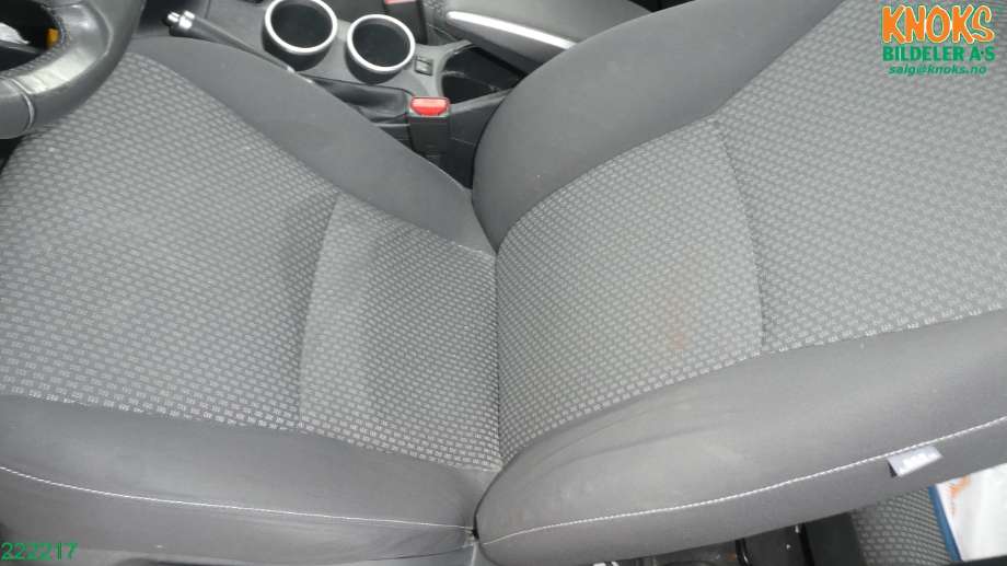 Toyota Verso 2009-2016 (Type III) , Motorkode: 1AD-FTV, Girkassekode: EA65