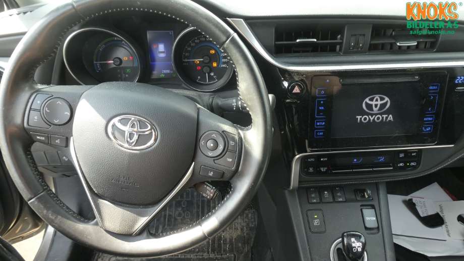 Toyota Auris 2015-2019 (Type II, Fase 2) , Motorkode: 2ZR-FXE, Girkassekode: P410