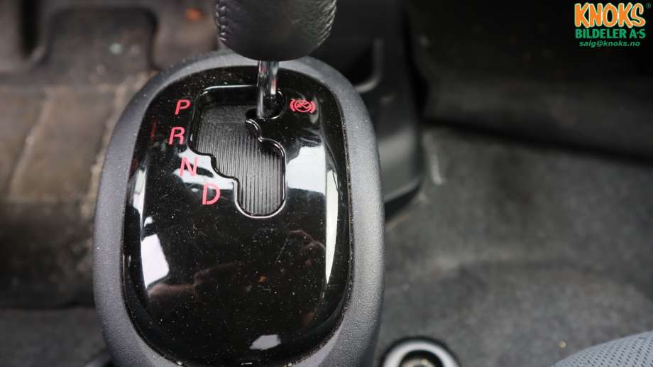 Peugeot iOn 2011-2020 , Motorkode: Y4F1, Girkassekode: