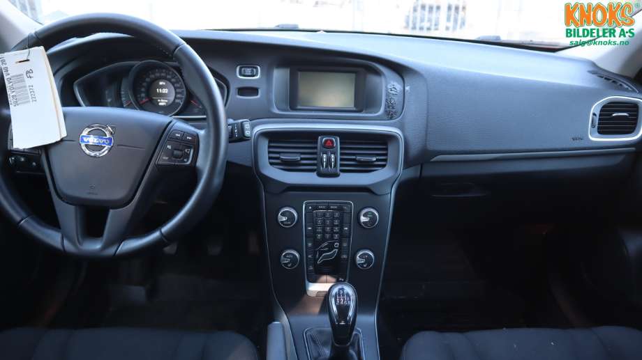 Volvo V40 2012-2019 , Motorkode: B4204T38, Girkassekode: