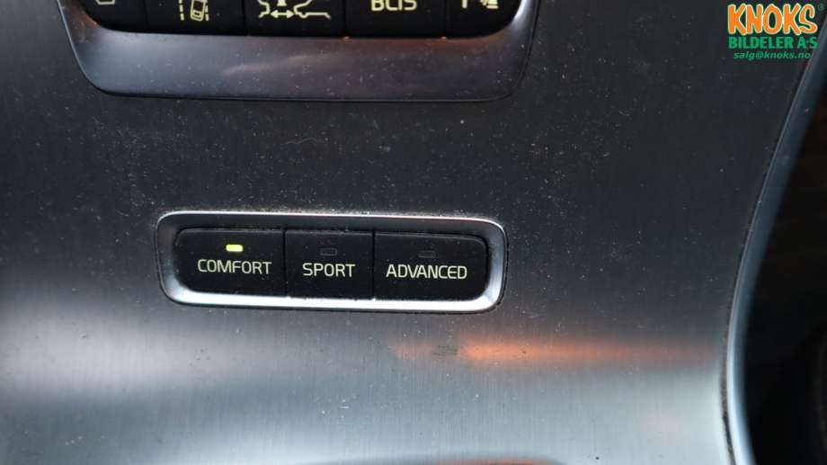 Volvo XC60 2008-2013 (Type I, Fase 1) , Motorkode: D5244T17, Girkassekode: 
