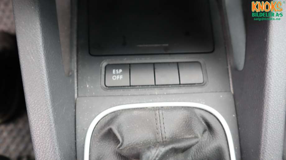 VW Jetta 2005-2010 , Motorkode: BLS, Girkassekode: JCR