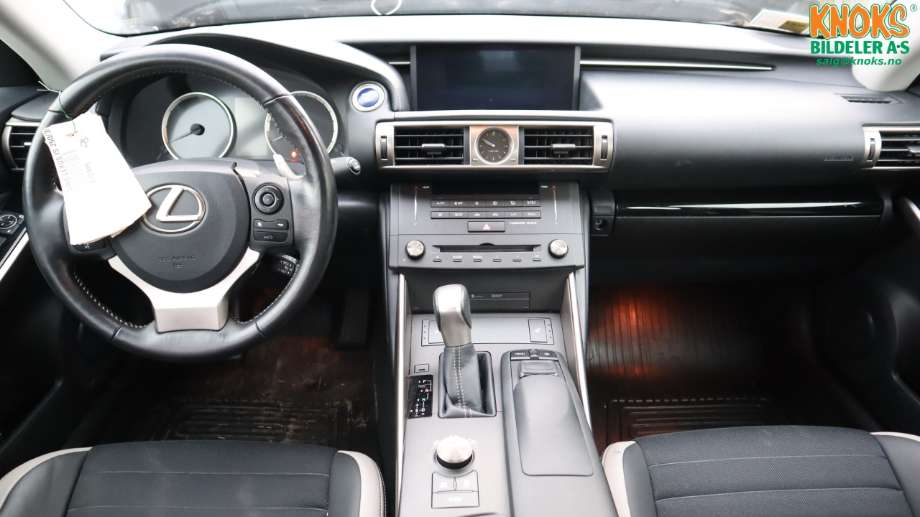 Lexus IS 2013-2020 (Type III) (XE30) (XE30), Motorkode: 2AR-FSE, Girkassekode: L210