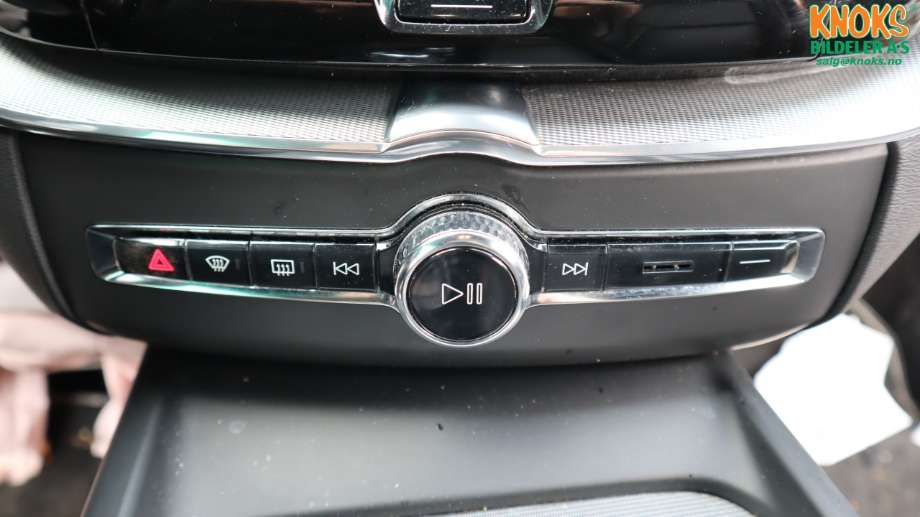 Volvo XC60 2017-->> (Type II) , Motorkode: B4204T35, Girkassekode: 