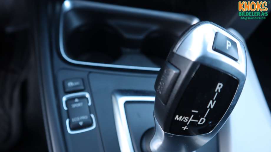BMW 3-Serie 2012-2018 (F30/F31/F34) (F30/F31/F34), Motorkode: N20-B20B, Girkassekode: 