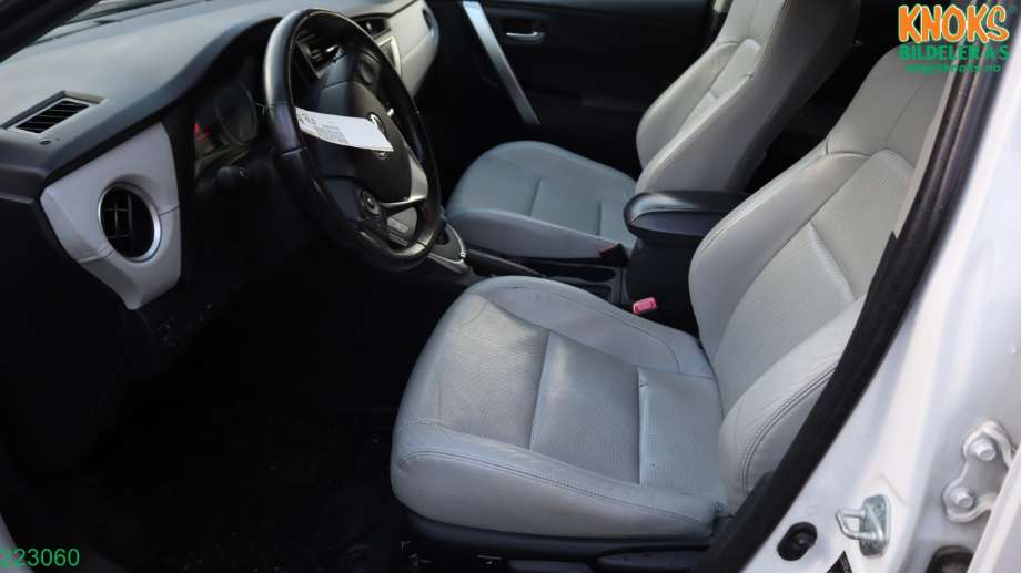 Toyota Auris 2013-2015 (Type II, Fase 1) , Motorkode: 2ZR-FXE, Girkassekode: P410