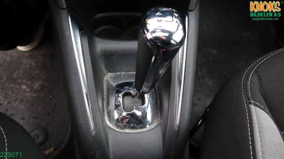 Peugeot 208 2012-2019 (Type I) , Motorkode: HMZ, Girkassekode: 