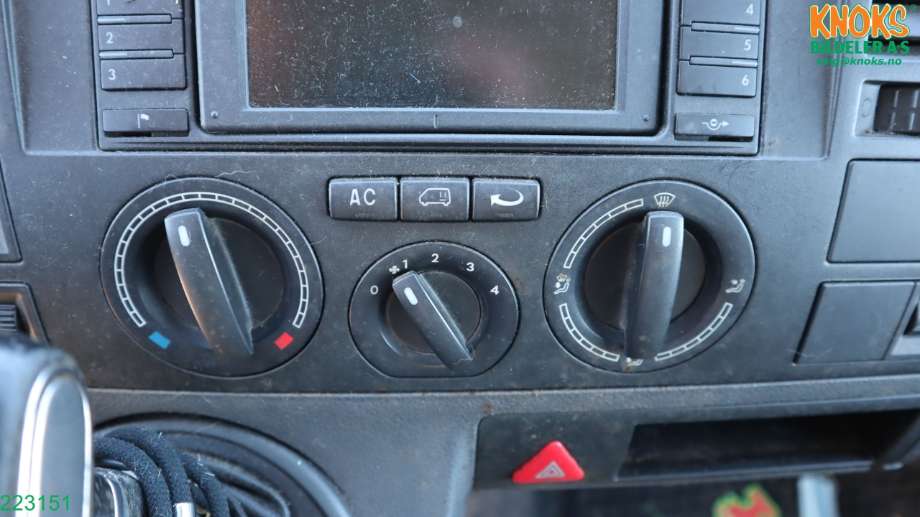 VW Transporter / Caravelle 2003-2009 (Fase 1) (T5) (T5), Motorkode: AXD;BNZ, Girkassekode: JUL