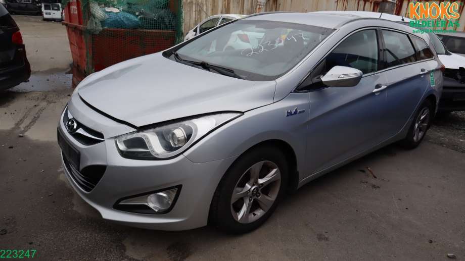 Hyundai i40 2012-2017 , Motorkode: D4FD, Girkassekode: 